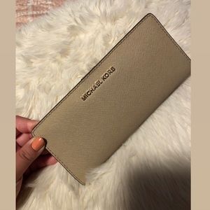 Michael Kors BiFold Wallet